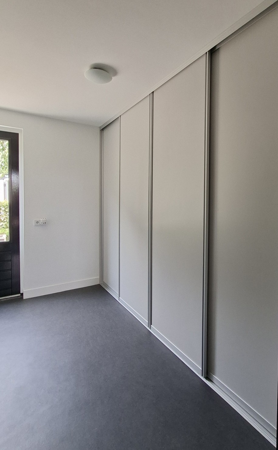 kast op maat in de hal