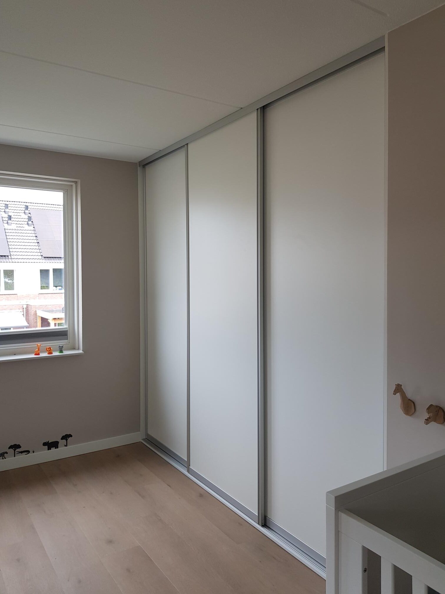 maatwerk kledingkast slaapkamer