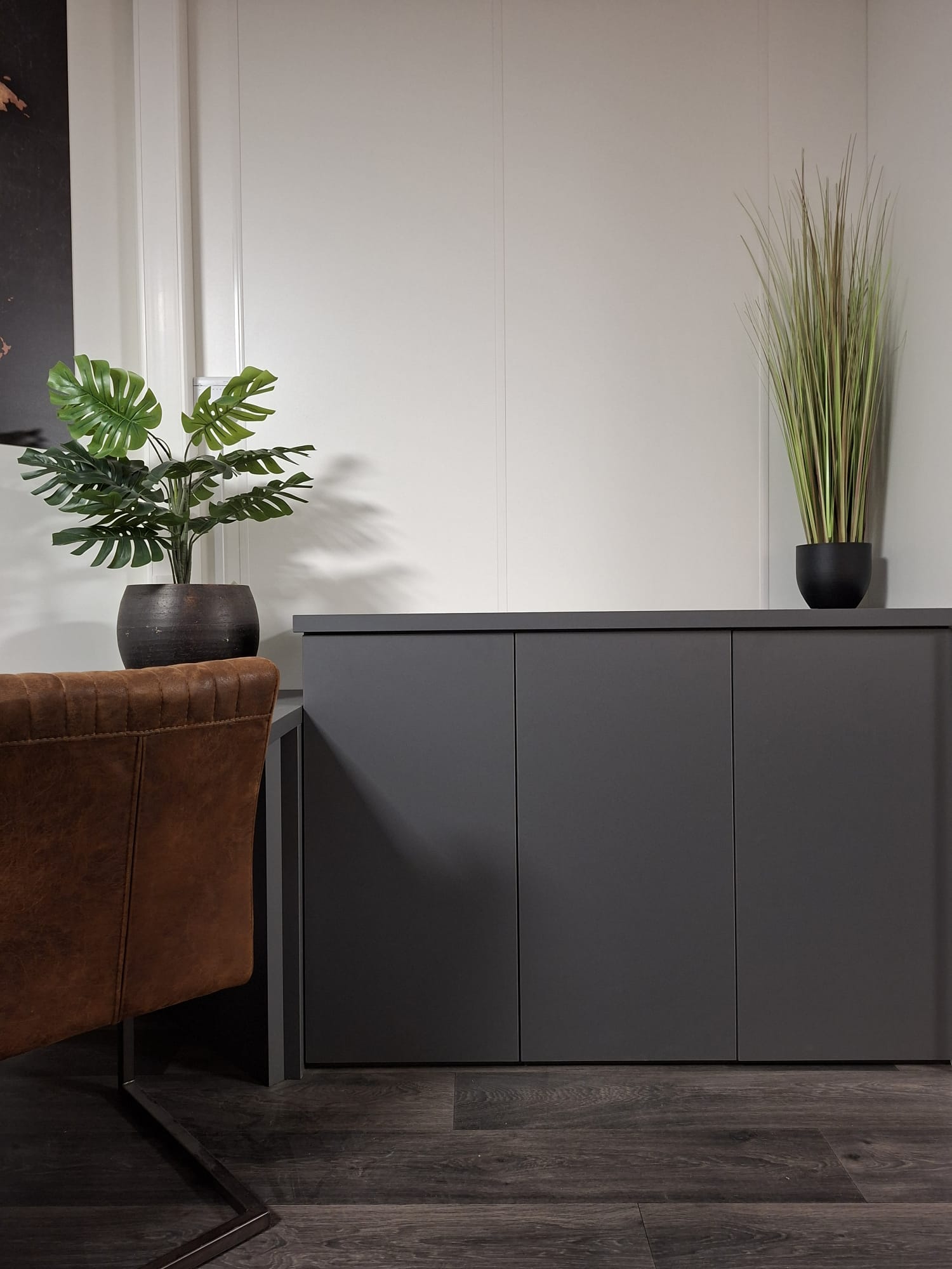 kast op maat werkplek met draaideuren